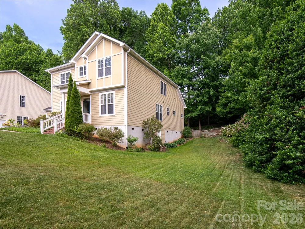 541 Welsh Partridge Circle Biltmore Lake, NC 28715