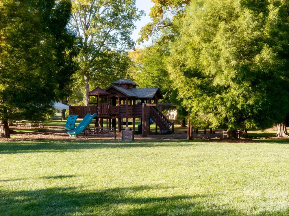 541 Welsh Partridge Circle Biltmore Lake, NC 28715