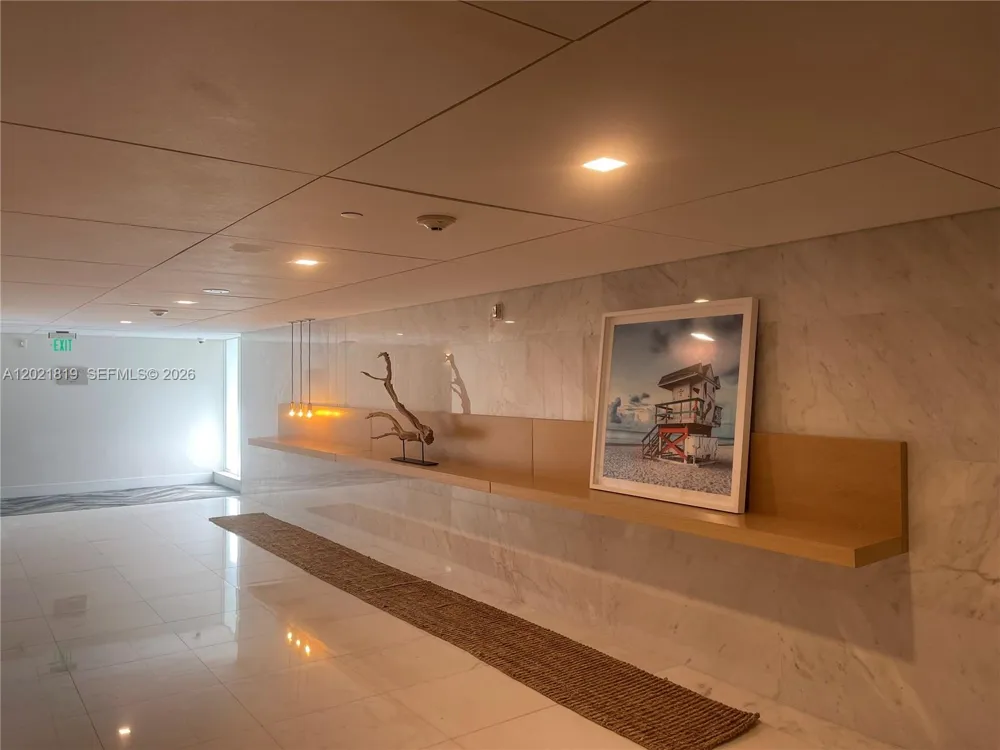 199 Ocean Lane Dr #413 Key Biscayne, FL 33149