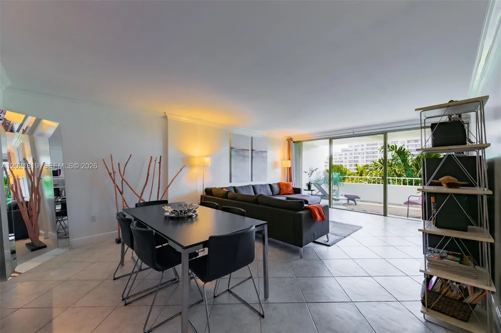 199 Ocean Lane Dr #413 Key Biscayne, FL 33149