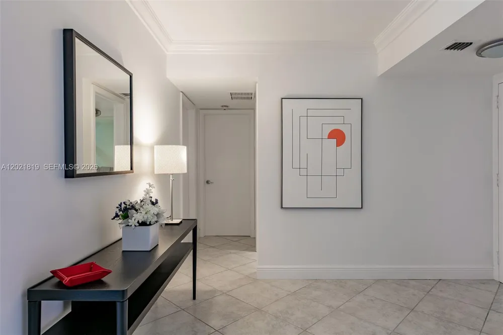 199 Ocean Lane Dr #413 Key Biscayne, FL 33149