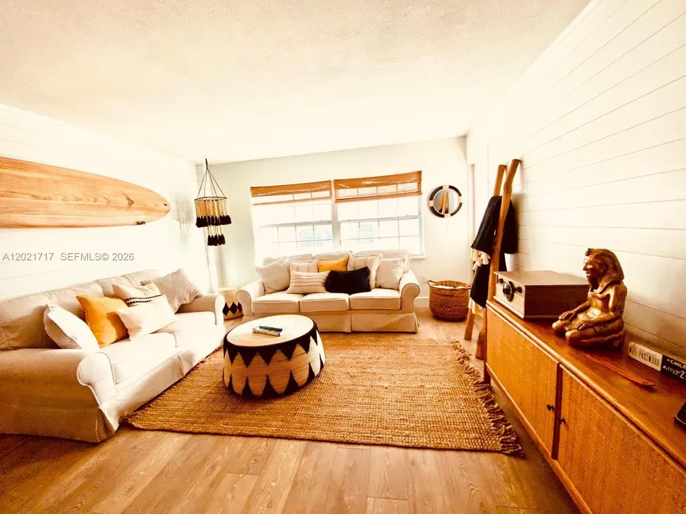 325 Ocean Dr #408 Miami Beach, FL 33139