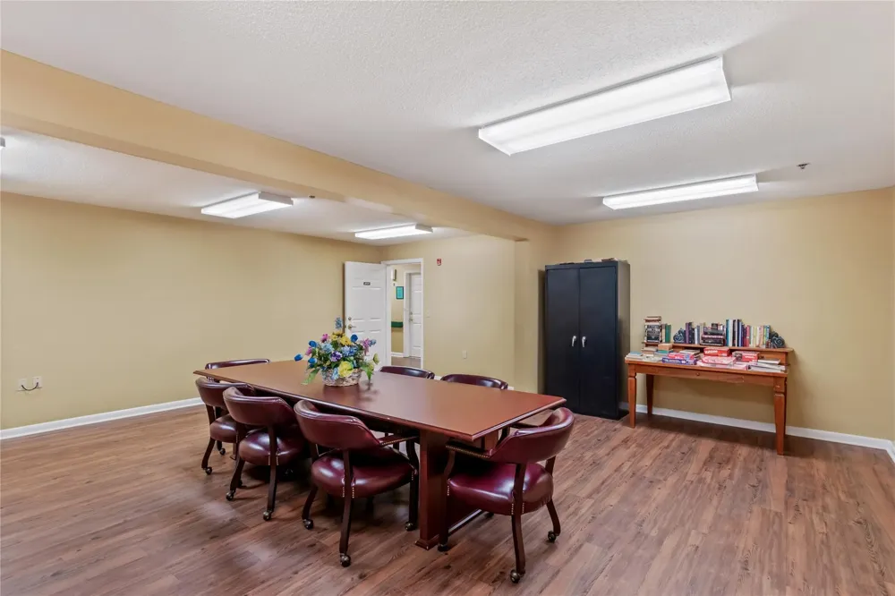 2526 W Madison Street Other, KY 40211