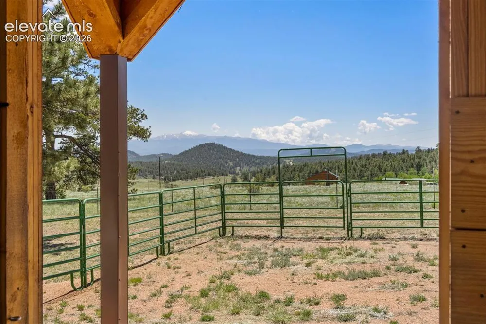 546 Pulver Road Lake George, CO 80827