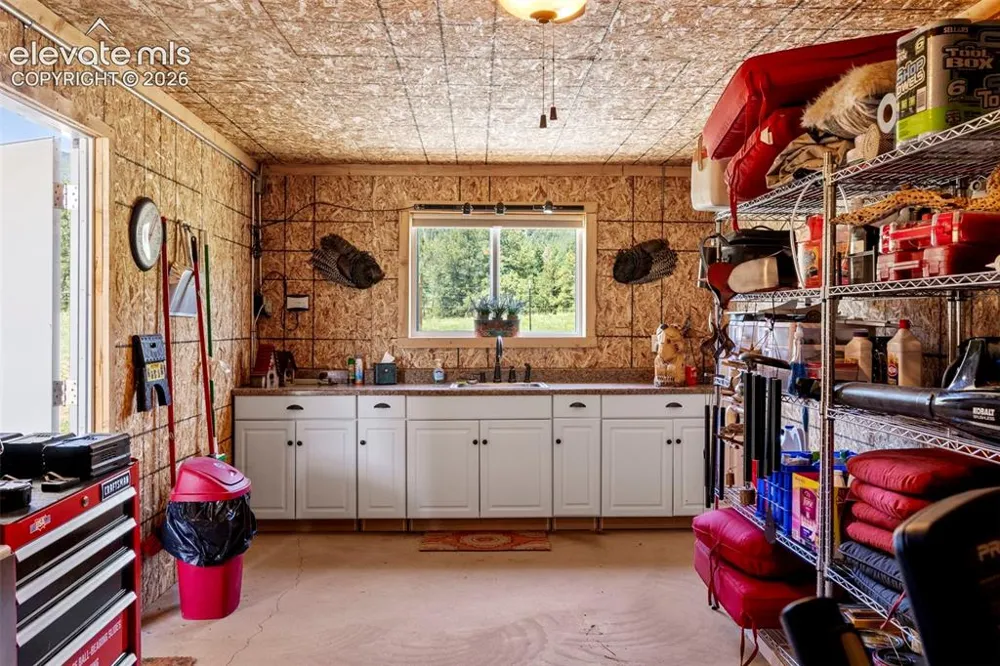 546 Pulver Road Lake George, CO 80827