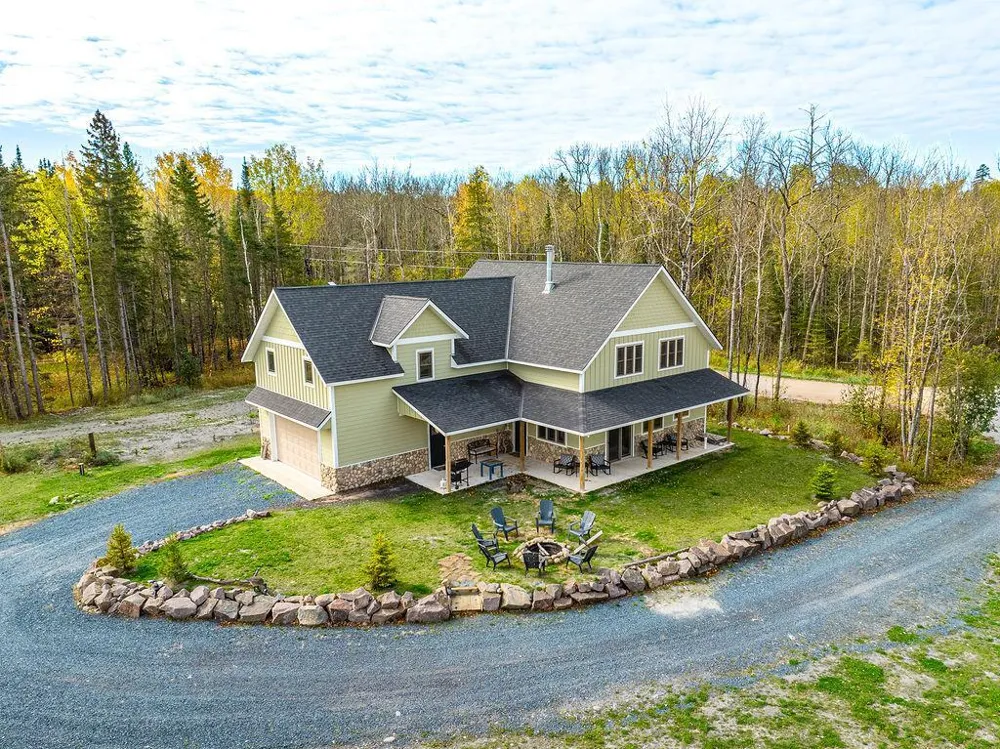 7498 Bayside Drive Crane Lake, MN 55725