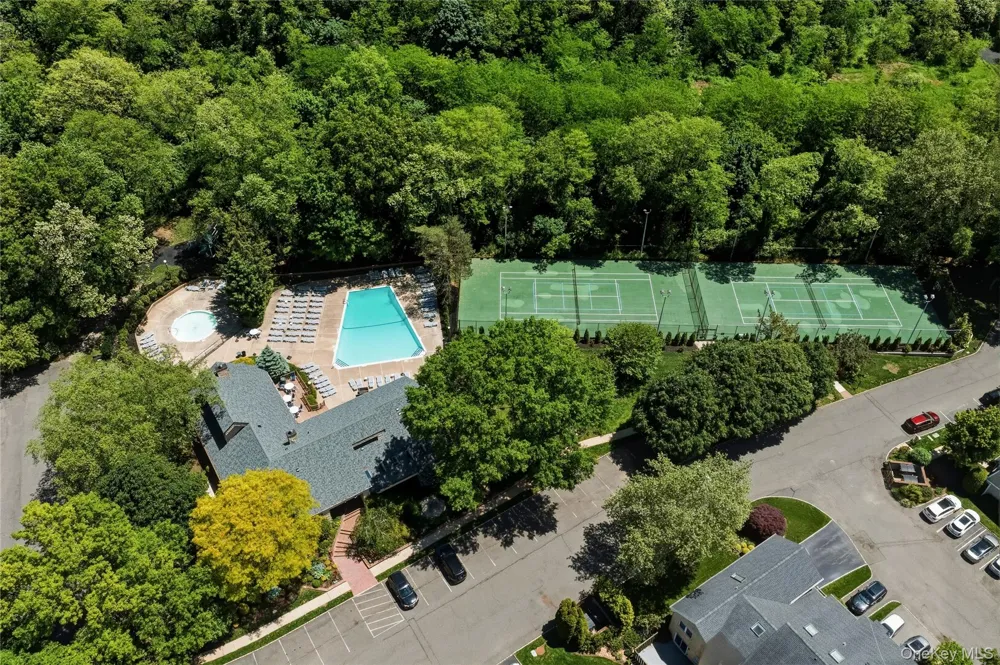 44 Hidden Ridge Drive Syosset, NY 11791