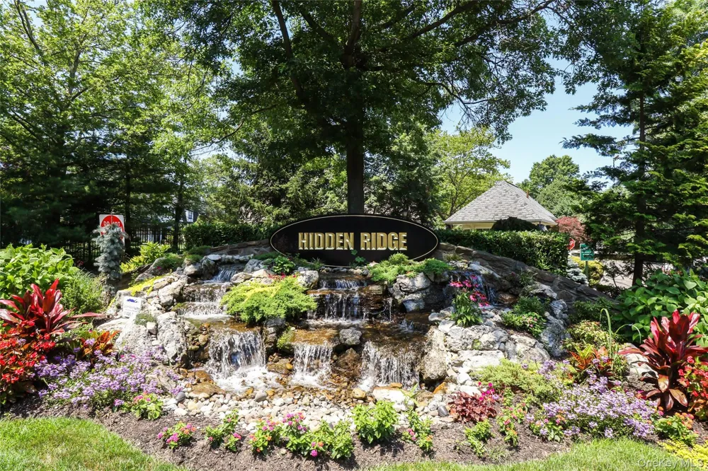 44 Hidden Ridge Drive Syosset, NY 11791