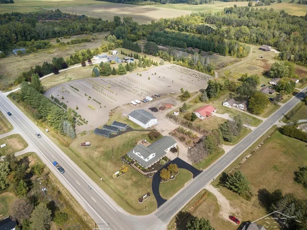 4997 S M-18 Highway Tobacco Township, MI 48612