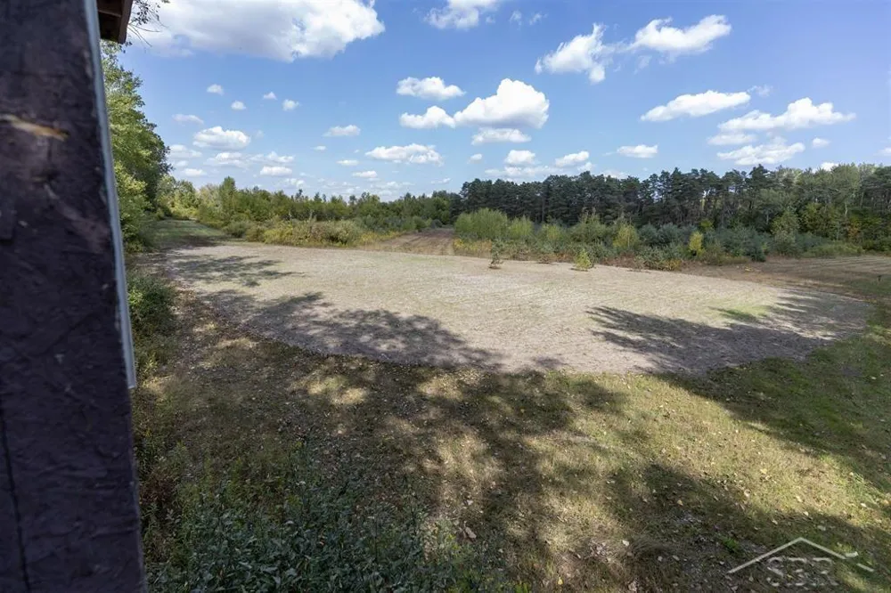 4997 S M-18 Highway Tobacco Township, MI 48612