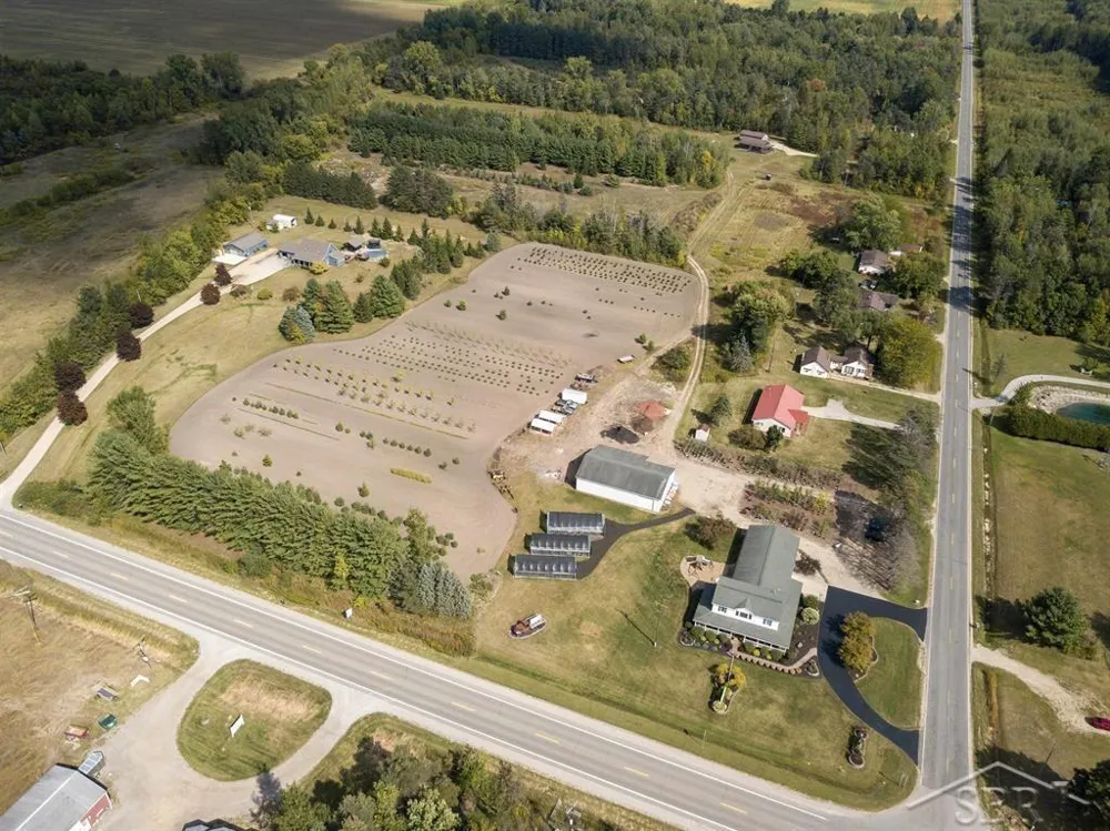 4997 S M-18 Highway Tobacco Township, MI 48612