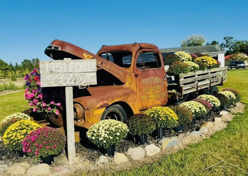 4997 S M-18 Highway Tobacco Township, MI 48612