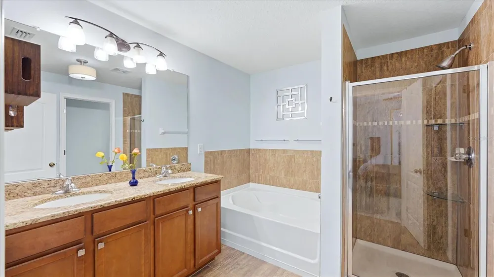 5666 AARON COURT Sarasota, FL 34232