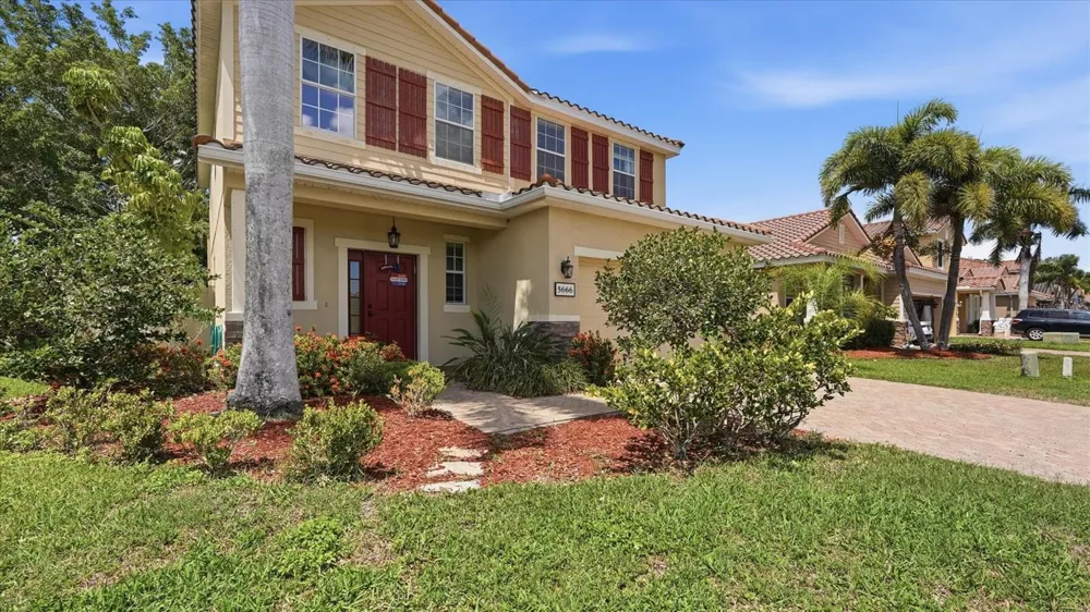 5666 AARON COURT Sarasota, FL 34232