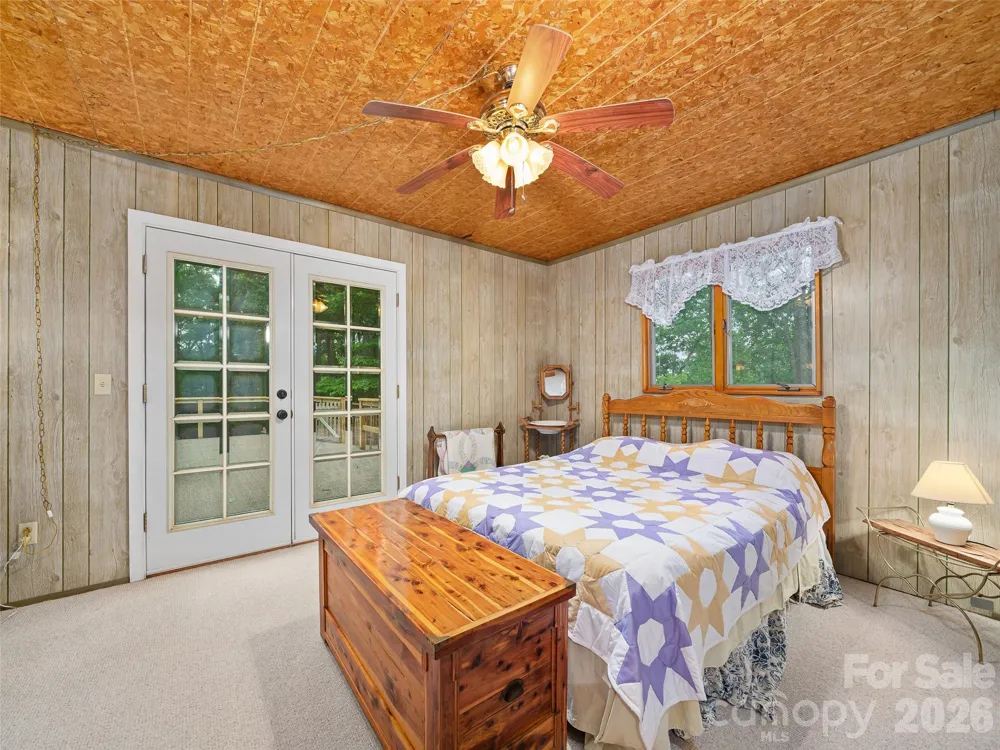 820 Wild Rose Lane Burnsville, NC 28714