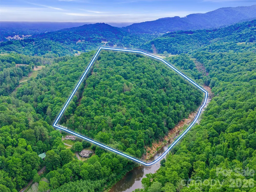 820 Wild Rose Lane Burnsville, NC 28714