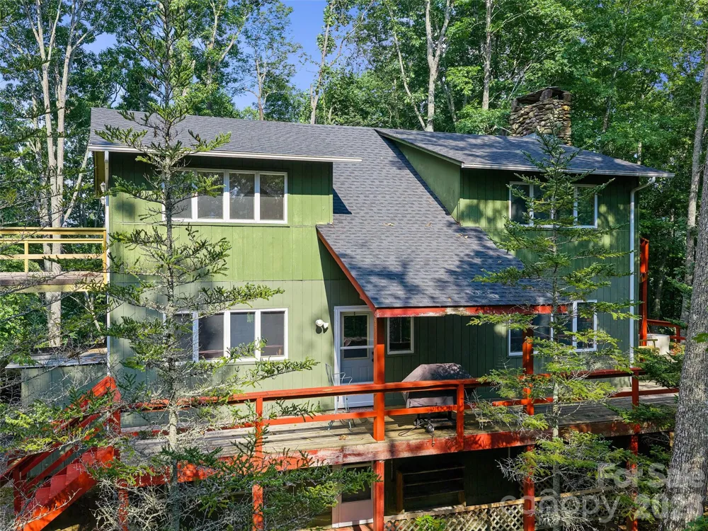 820 Wild Rose Lane Burnsville, NC 28714