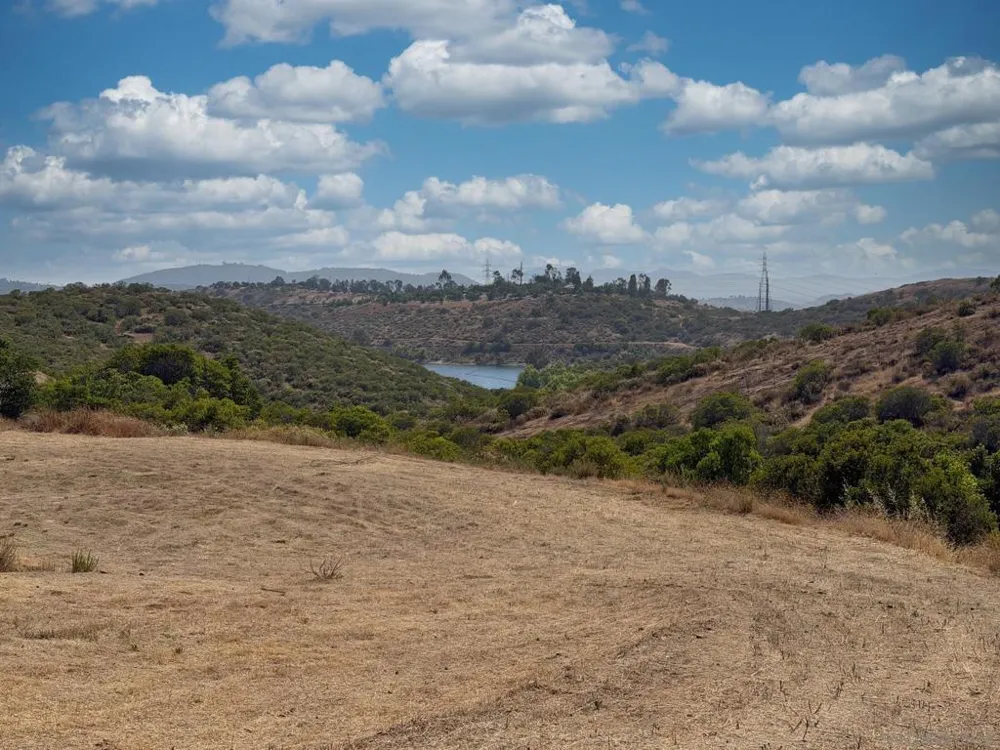 15530 SLEEPY CREEK RD El Cajon, CA 92021
