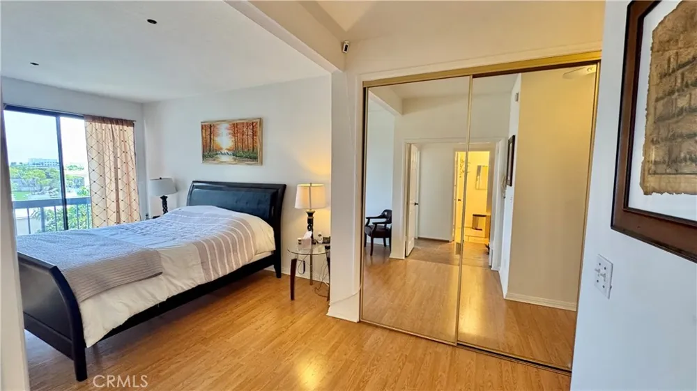 324 Palm Drive #407 Beverly Hills, CA 90210