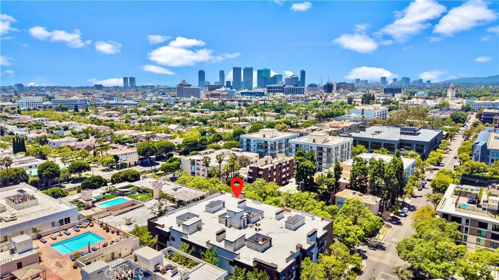 324 Palm Drive #407 Beverly Hills, CA 90210