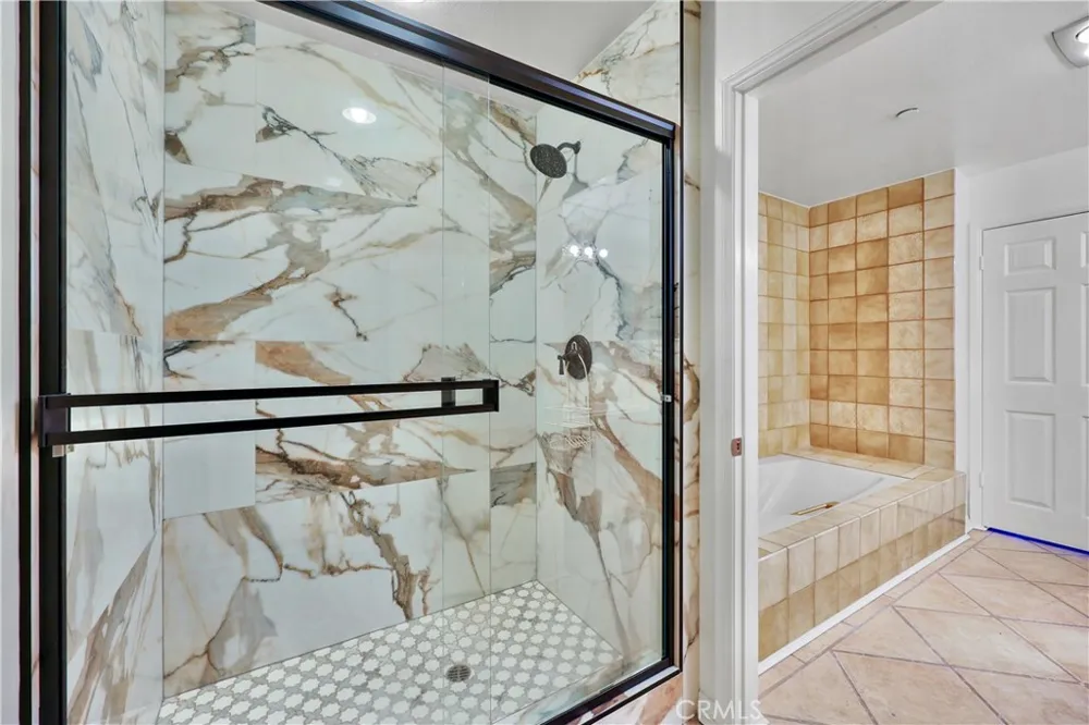 324 Palm Drive #407 Beverly Hills, CA 90210