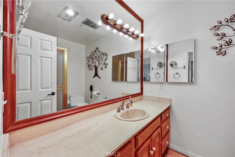 324 Palm Drive #407 Beverly Hills, CA 90210