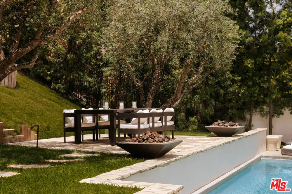 3801 Prado Del Trigo Calabasas, CA 91302