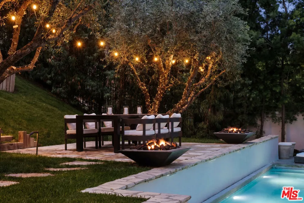 3801 Prado Del Trigo Calabasas, CA 91302