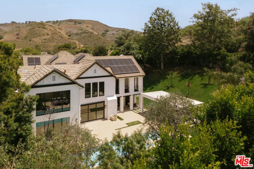 3801 Prado Del Trigo Calabasas, CA 91302