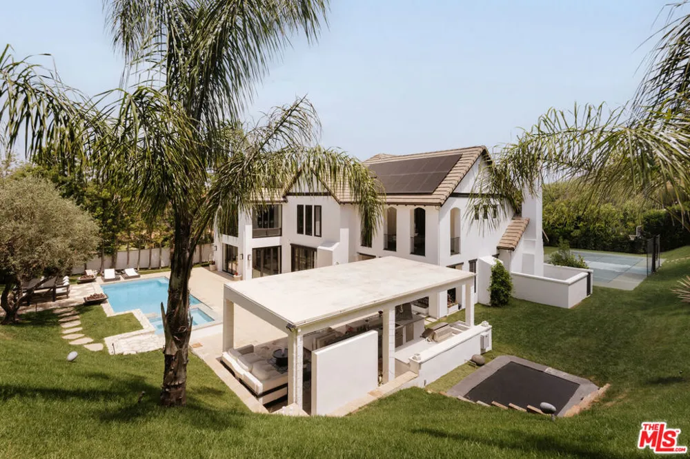 3801 Prado Del Trigo Calabasas, CA 91302