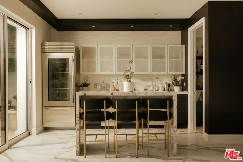3801 Prado Del Trigo Calabasas, CA 91302