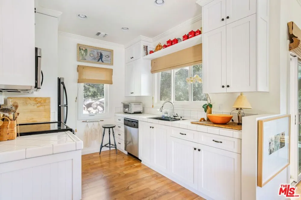 1888 Garst Lane Ojai, CA 93023