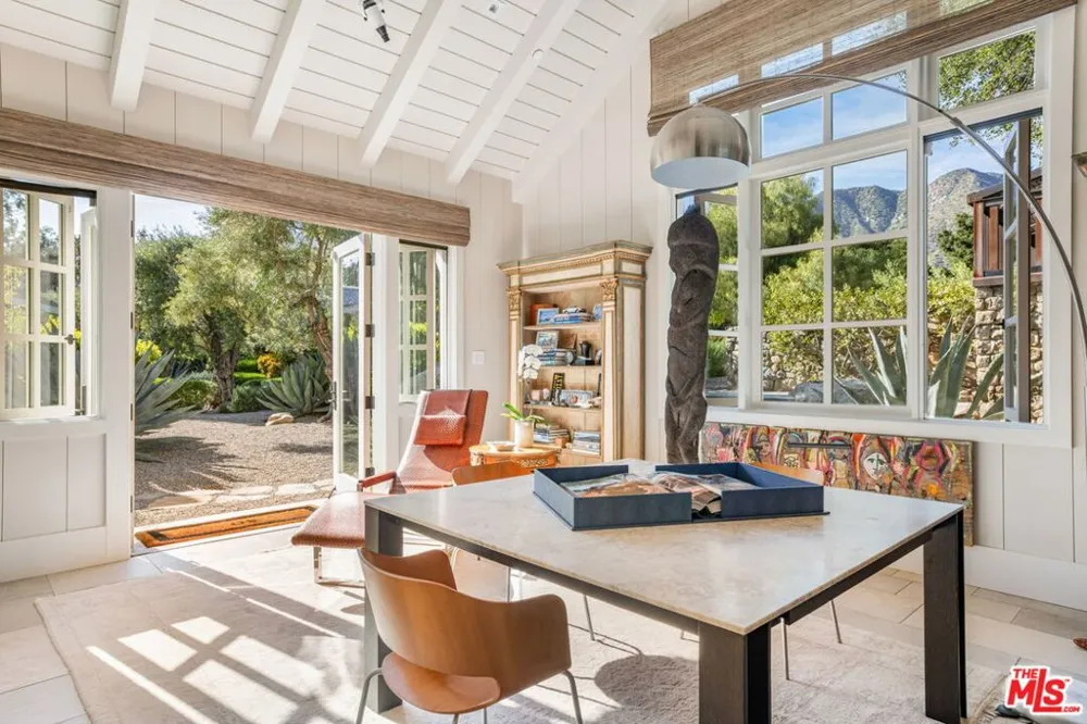 1888 Garst Lane Ojai, CA 93023