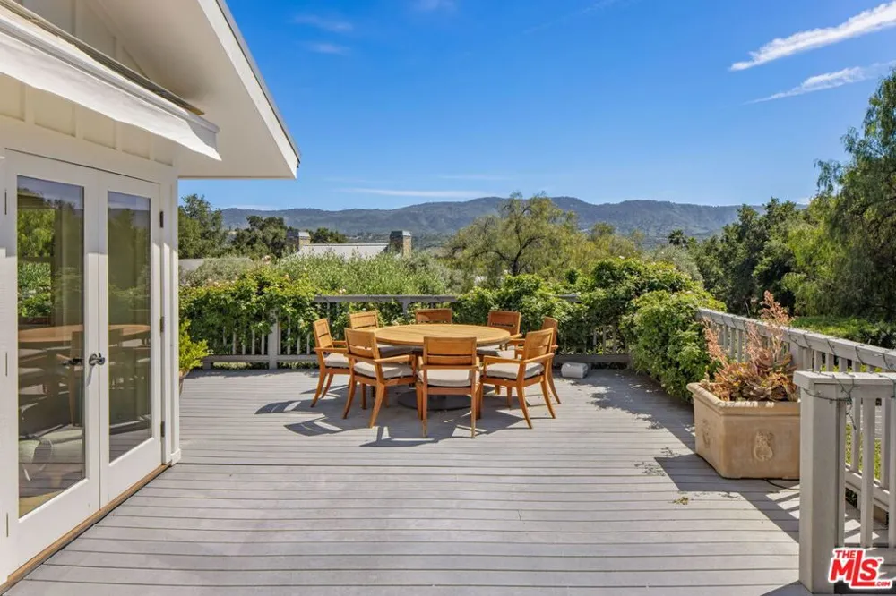1888 Garst Lane Ojai, CA 93023