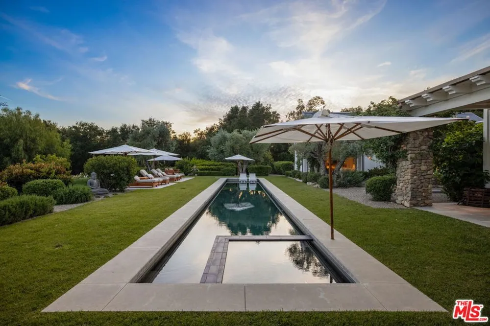 1888 Garst Lane Ojai, CA 93023