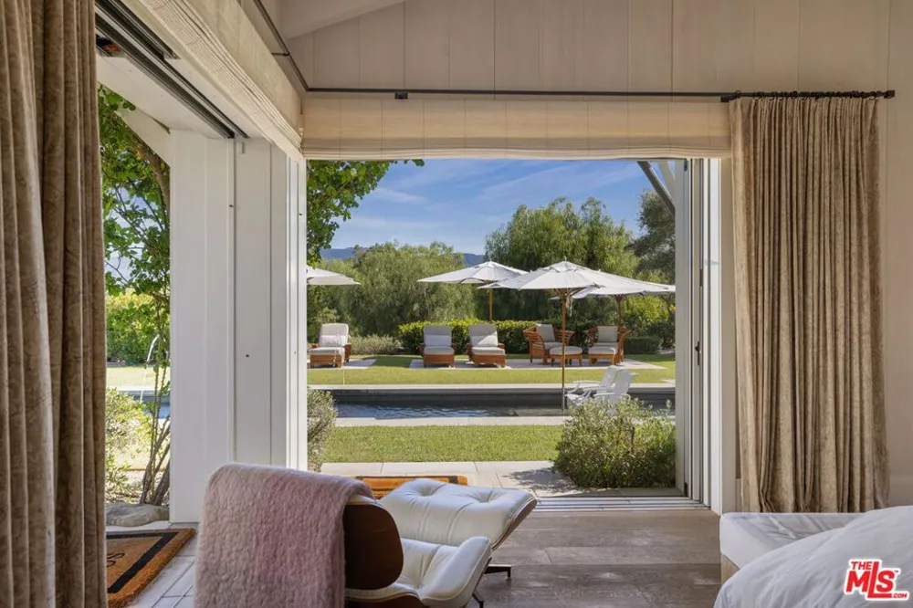 1888 Garst Lane Ojai, CA 93023