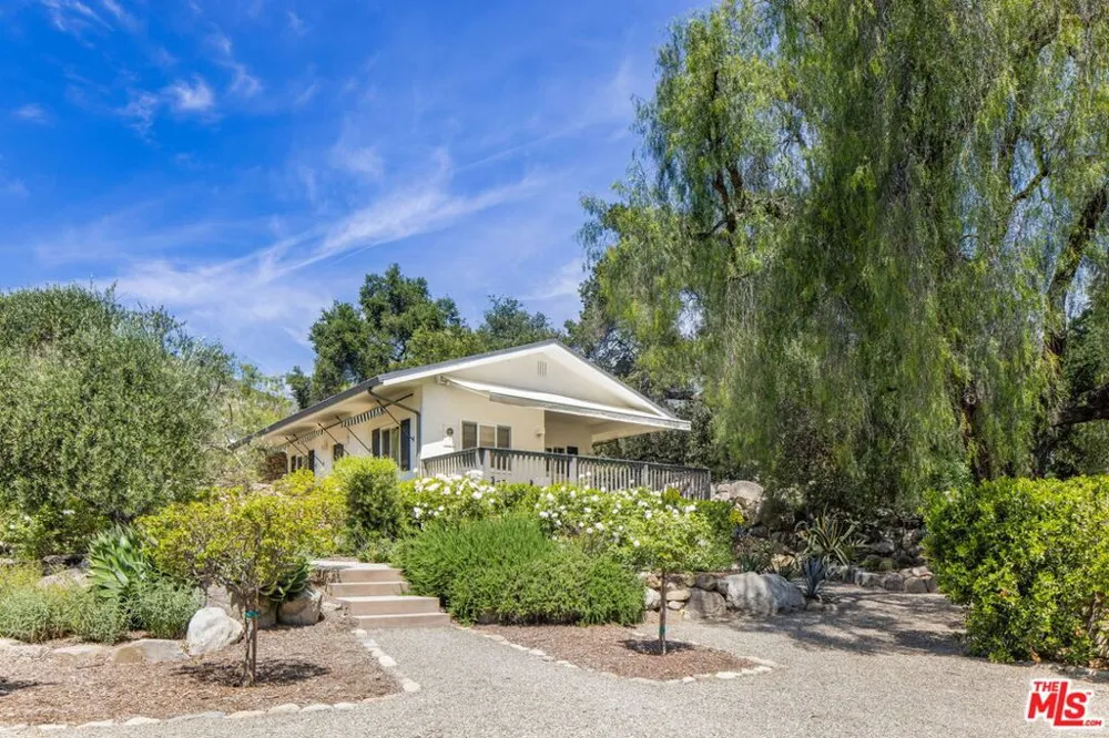 1888 Garst Lane Ojai, CA 93023