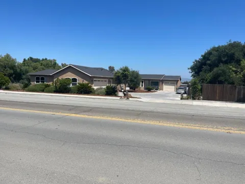1360 Santa Ana Road