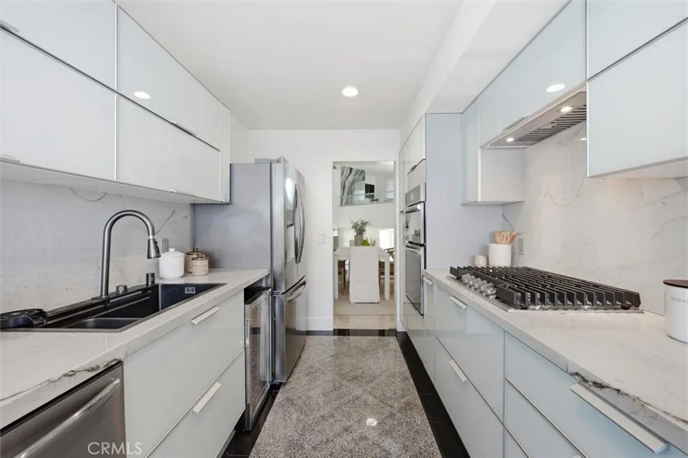 7301 Vista Del Mar #B107 Playa del Rey, CA 90293