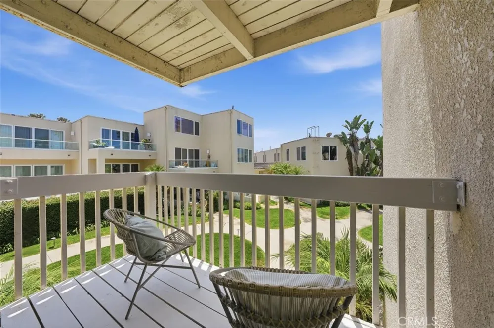 7301 Vista Del Mar #B107 Playa del Rey, CA 90293