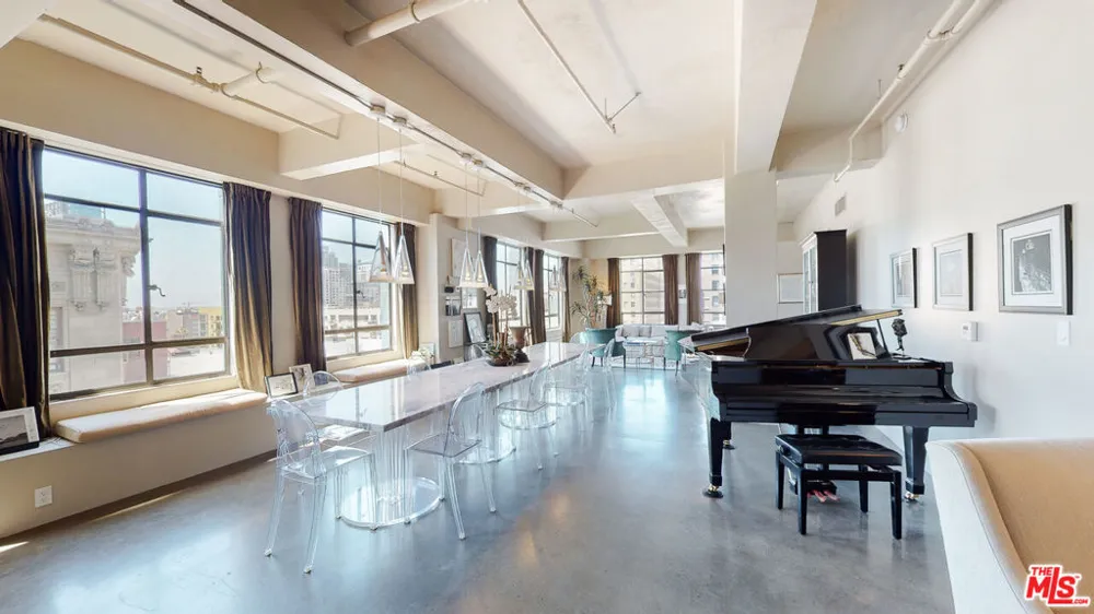 849 S Broadway #708 Los Angeles, CA 90014