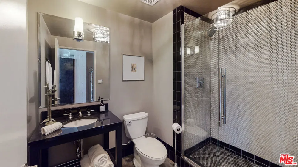 849 S Broadway #708 Los Angeles, CA 90014