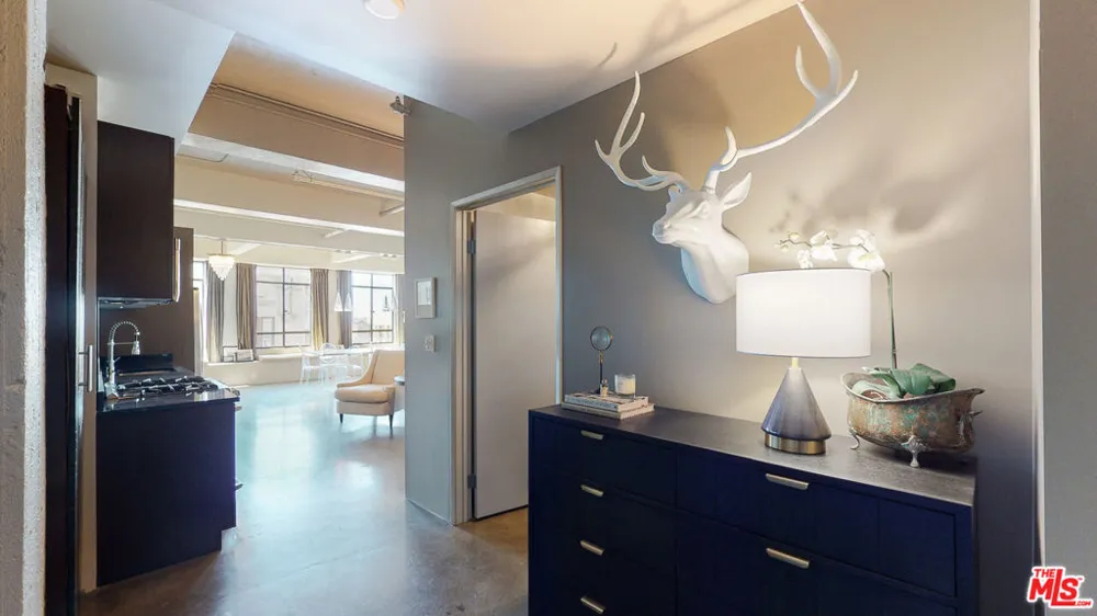 849 S Broadway #708 Los Angeles, CA 90014