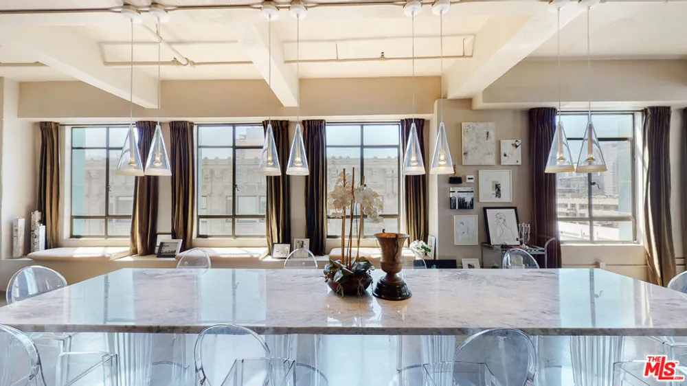 849 S Broadway #708 Los Angeles, CA 90014