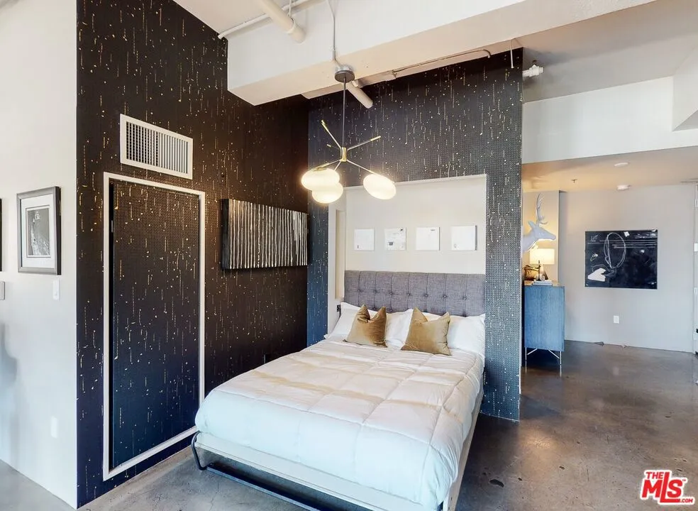 849 S Broadway #708 Los Angeles, CA 90014