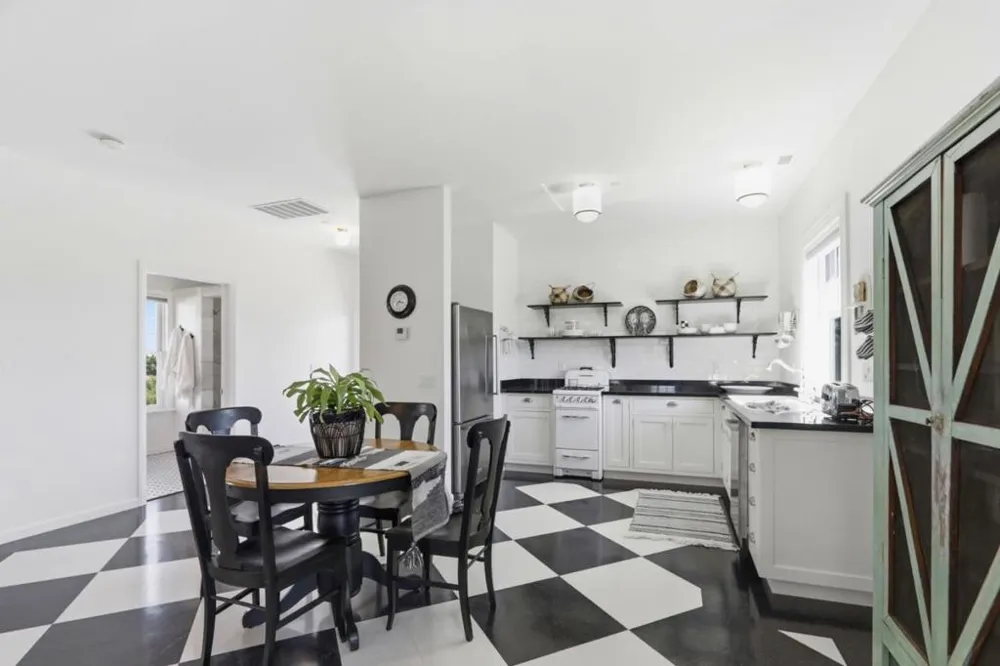 155 Scarlet Court Watsonville, CA 95076