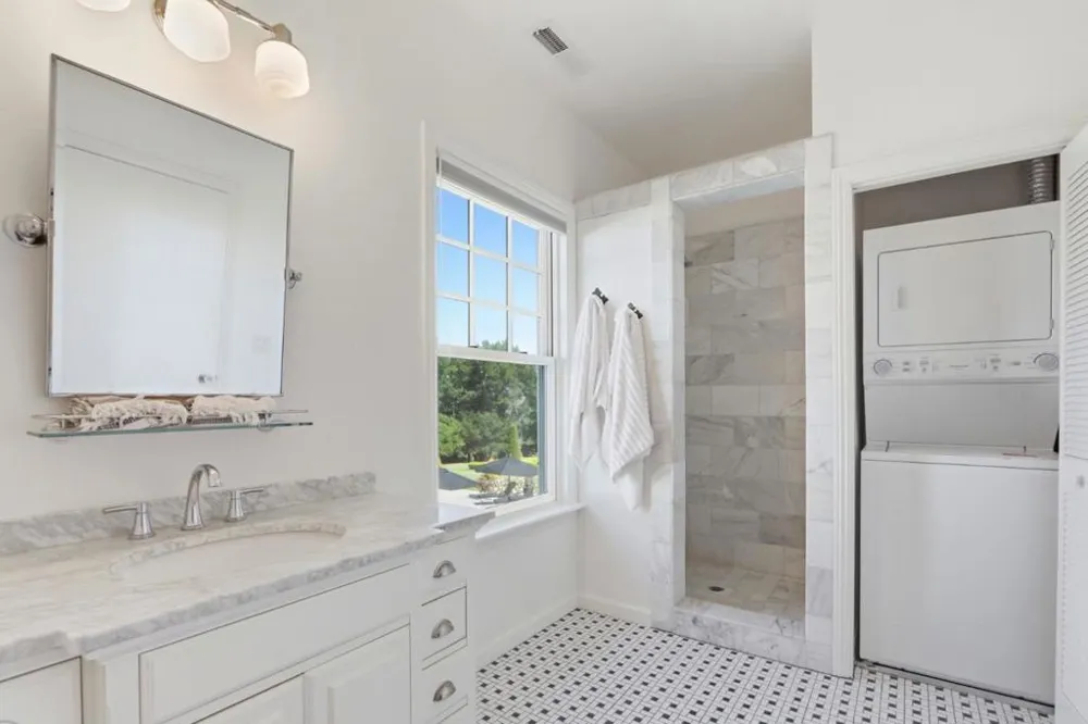 155 Scarlet Court Watsonville, CA 95076