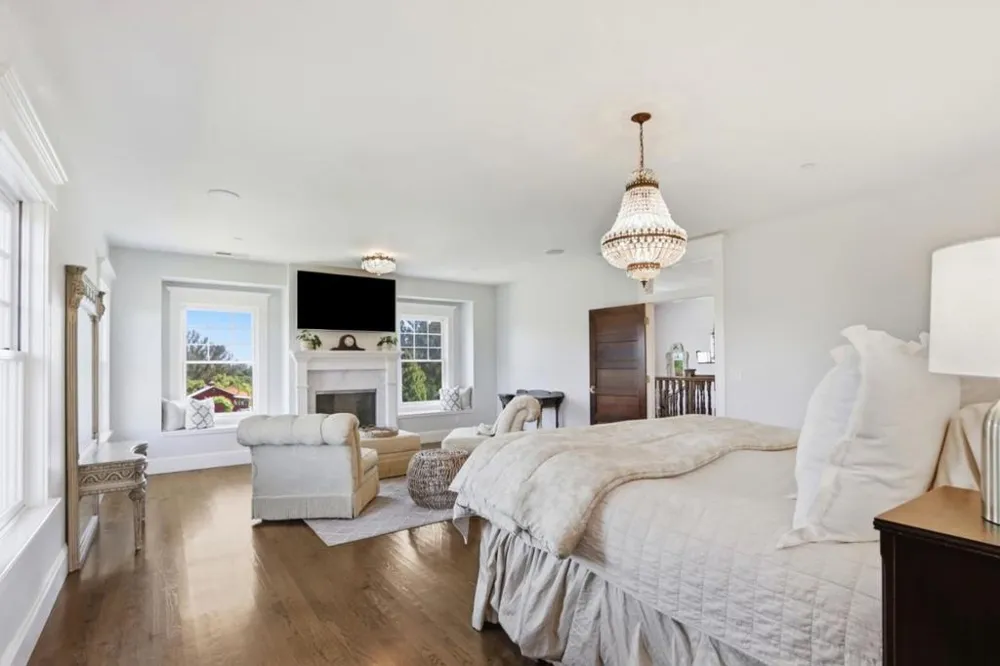 155 Scarlet Court Watsonville, CA 95076