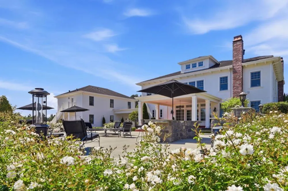 155 Scarlet Court Watsonville, CA 95076