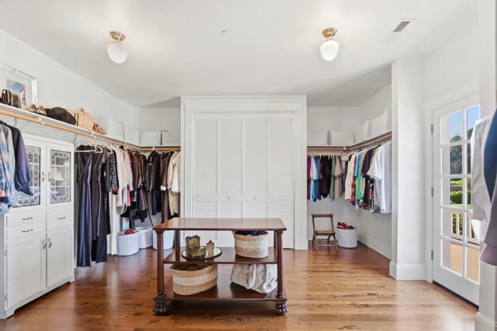 155 Scarlet Court Watsonville, CA 95076